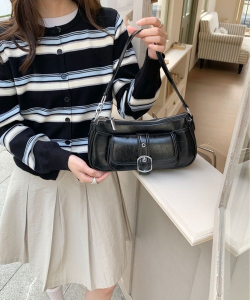 mebole(メボレ)の「Belt Pocket Shoulder Bag(ショルダーバッグ・レディース・ホワイト/シルバー/レッド/ブラック/ブラウン・FREE)」の3枚目の写真