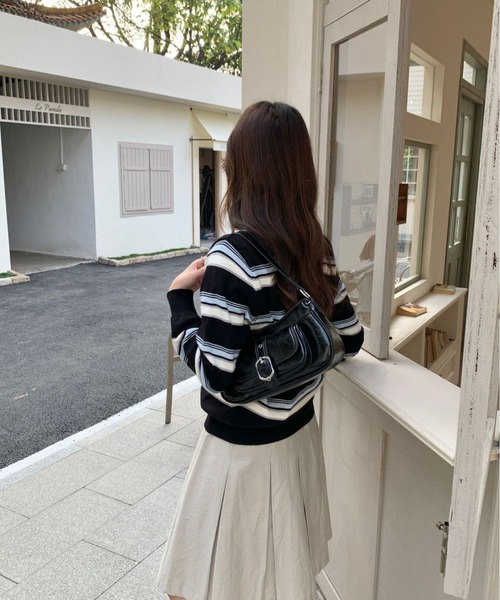 mebole(メボレ)の「Belt Pocket Shoulder Bag(ショルダーバッグ・レディース・ホワイト/シルバー/レッド/ブラック/ブラウン・FREE)」の12枚目の写真
