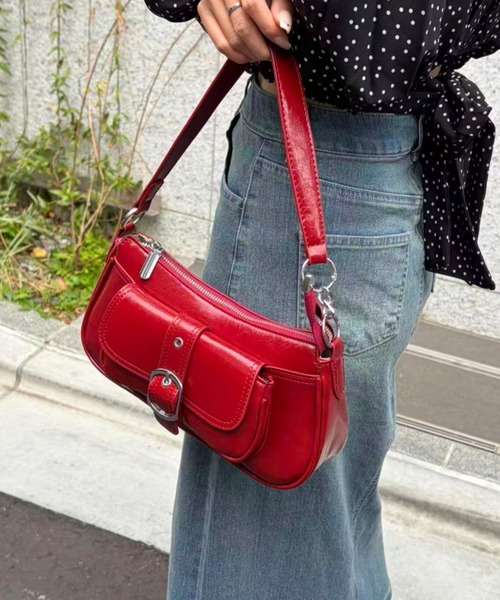 mebole(メボレ)の「Belt Pocket Shoulder Bag(ショルダーバッグ・レディース・ホワイト/シルバー/レッド/ブラック/ブラウン・FREE)」の18枚目の写真