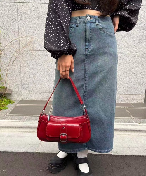mebole(メボレ)の「Belt Pocket Shoulder Bag(ショルダーバッグ・レディース・ホワイト/シルバー/レッド/ブラック/ブラウン・FREE)」の21枚目の写真