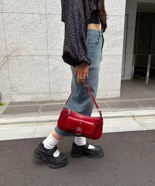 mebole(メボレ)の「Belt Pocket Shoulder Bag(ショルダーバッグ・レディース・ホワイト/シルバー/レッド/ブラック/ブラウン・FREE)」の22枚目の写真