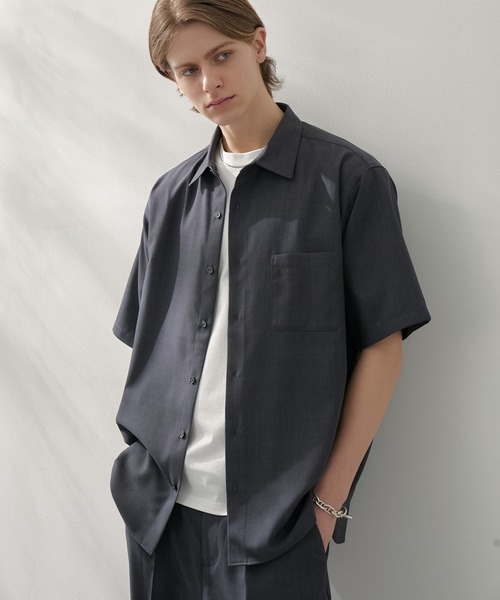EASENCE(イーズエンス)の「【EASENCE】ハイツイステッドツイル ドライタッチ レギュラーカラー半袖シャツ<速乾/UVカット/イージーケア>(シャツ/ブラウス・メンズ・グレイッシュベージュ/ライトブルー/ホワイト/チャコール/ネイビー・S/M/L/XL)」の13枚目の写真