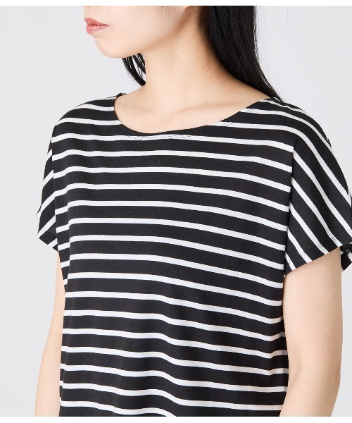 Park Slope NEWYORKER（パークスロープニューヨーカー）の「【接触冷感・優しい肌触り】ボーダーフレンチスリーブTシャツ（Tシャツ/カットソー・レディース・ブラック/ネイビー・フリー）」の8枚目の写真