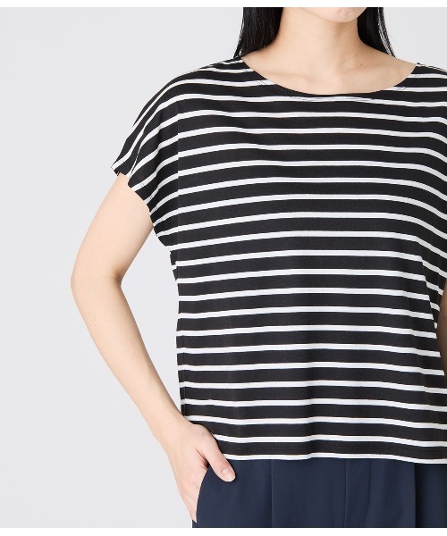 Park Slope NEWYORKER（パークスロープニューヨーカー）の「【接触冷感・優しい肌触り】ボーダーフレンチスリーブTシャツ（Tシャツ/カットソー・レディース・ブラック/ネイビー・フリー）」の9枚目の写真