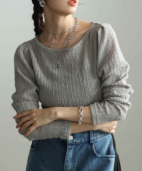 Sawa a la mode（サワアラモード）の「立体シャーリングショルダータックカットソー（Tシャツ/カットソー・レディース・ブラック/グレー/イエロー・FREE）」の3枚目の写真