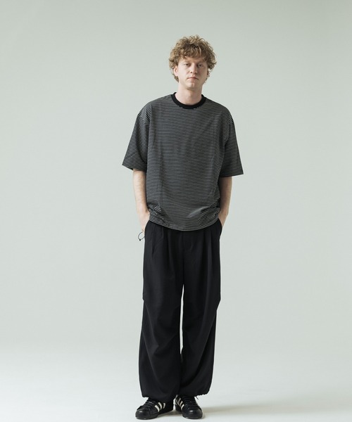 SLICK(スリック)の「【SLICK/スリック】30/2 Micro Border Drawstring T-Shirt/マイクロボーダードローストリングTシャツ/オーバーサイズ シルエット(Tシャツ/カットソー・メンズ・スミクロ/アイボリー/ブラック系その他・2/1/3)」の22枚目の写真