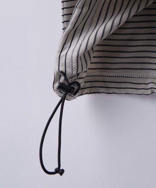 SLICK(スリック)の「【SLICK/スリック】30/2 Micro Border Drawstring T-Shirt/マイクロボーダードローストリングTシャツ/オーバーサイズ シルエット(Tシャツ/カットソー・メンズ・スミクロ/アイボリー/ブラック系その他・2/1/3)」の17枚目の写真