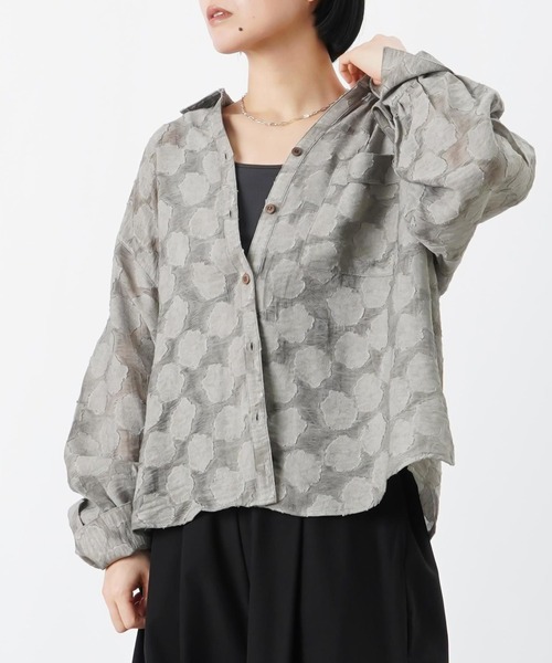 LUCA/LADY LUCK LUCA（ルカ/レディラックルカ）の「LC/LLL シアージャガードシャツ【セットアップ可】（シャツ/ブラウス・レディース・カーキ/グレー/ブラウン・FREE）」の4枚目の写真