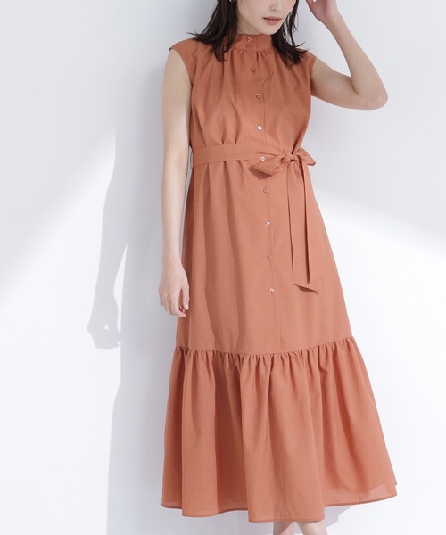 NATURAL BEAUTY BASIC(ナチュラルビューティーベーシック)の「ティアードベルテッドワンピース(ワンピース・レディース・オレンジ系その他/グレイッシュベージュ/ブラック・P/S/MEDIUM)」の3枚目の写真