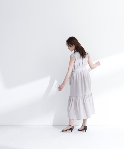 NATURAL BEAUTY BASIC(ナチュラルビューティーベーシック)の「ティアードベルテッドワンピース(ワンピース・レディース・オレンジ系その他/グレイッシュベージュ/ブラック・P/S/MEDIUM)」の18枚目の写真