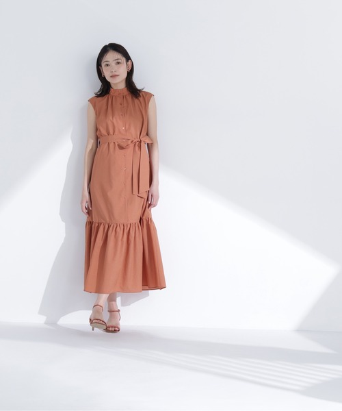 NATURAL BEAUTY BASIC(ナチュラルビューティーベーシック)の「ティアードベルテッドワンピース(ワンピース・レディース・オレンジ系その他/グレイッシュベージュ/ブラック・P/S/MEDIUM)」の22枚目の写真