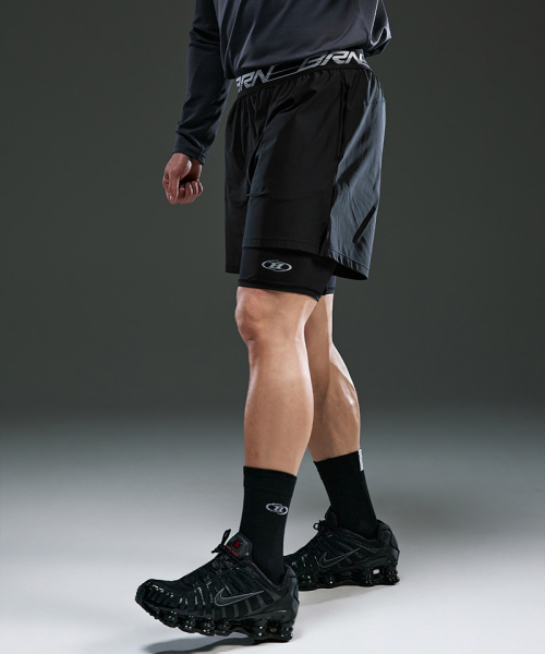 BORN TO WIN（ボーントゥウィン）の「BRN LOGO BAND 2 IN 1 SHORTS [BLACK]（その他パンツ・メンズ・その他・1/2/3）」の4枚目の写真