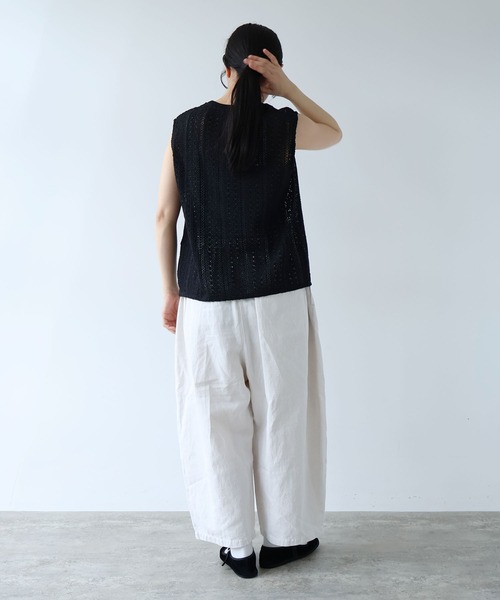 yuni(ユニ )の「crochet cotton lace no-sleeves pullover(Tシャツ/カットソー・レディース・ホワイト/ブラック・FREE)」の21枚目の写真