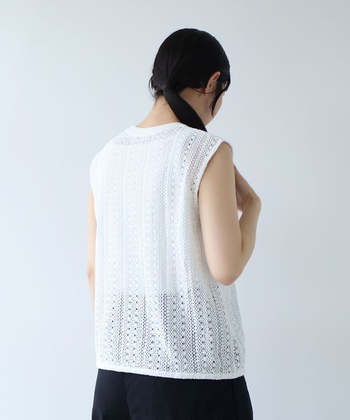 yuni(ユニ )の「crochet cotton lace no-sleeves pullover(Tシャツ/カットソー・レディース・ホワイト/ブラック・FREE)」の9枚目の写真