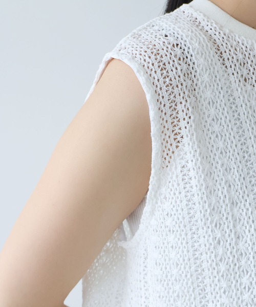 yuni(ユニ )の「crochet cotton lace no-sleeves pullover(Tシャツ/カットソー・レディース・ホワイト/ブラック・FREE)」の15枚目の写真