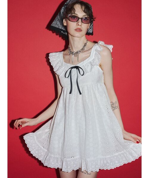 jouetie(ジュエティ)の「コットンレースフレアミニワンピース 夏服 デート服(ワンピース・レディース・カーキ/ブラック/オフホワイト・MEDIUM)」の17枚目の写真