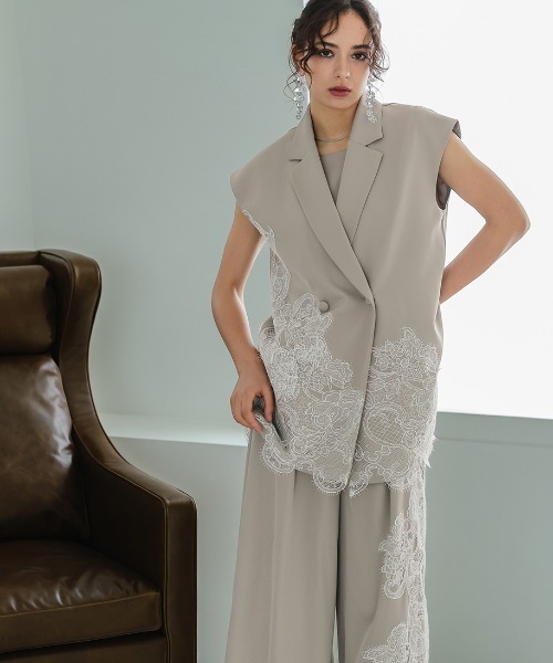 Callarus(カラルス)の「【セットアップ】アシメレース刺繍デザインジレパンツセットアップ(胸当て付き)〔Callarus〕(パンツドレス・レディース・チャコールグレー×ブラック/ベージュ系その他/ブラック×ホワイト・L/M/S/LL)」の20枚目の写真