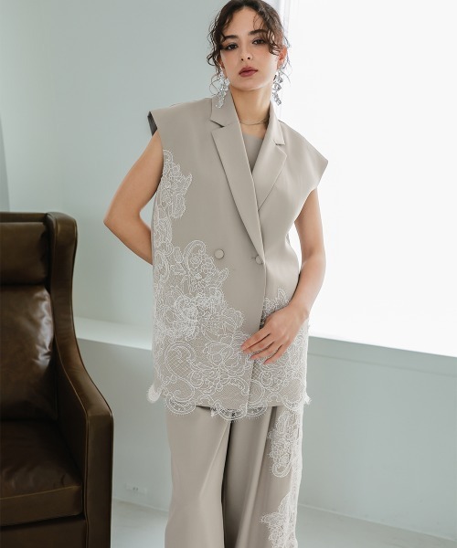 Callarus（カラルス）の「【セットアップ】アシメレース刺繍デザインジレパンツセットアップ（胸当て付き）〔Callarus〕（パンツドレス・レディース・チャコールグレー×ブラック/ベージュ系その他/ブラック×ホワイト・L/M/S/LL/3L）」の22枚目の写真