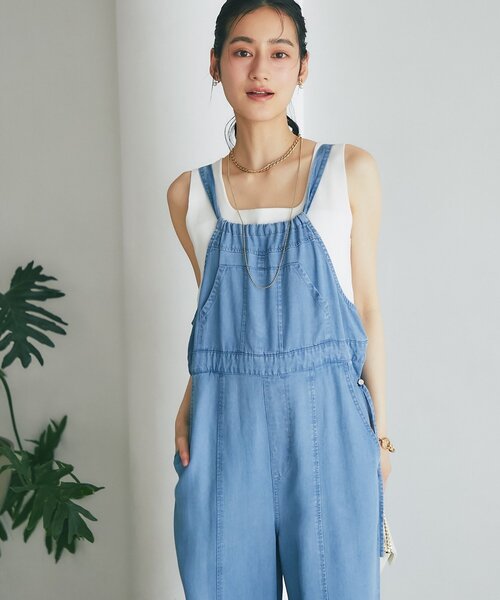 La boutique BonBon（ラブティックボンボン）の「セルロースデニムサロペット（ワンピース・レディース・サックスブルー・2）」の6枚目の写真
