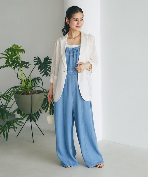 La boutique BonBon（ラブティックボンボン）の「セルロースデニムサロペット（ワンピース・レディース・サックスブルー・2）」の3枚目の写真