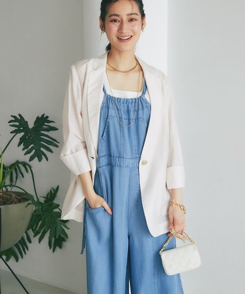 La boutique BonBon（ラブティックボンボン）の「セルロースデニムサロペット（ワンピース・レディース・サックスブルー・2）」の2枚目の写真