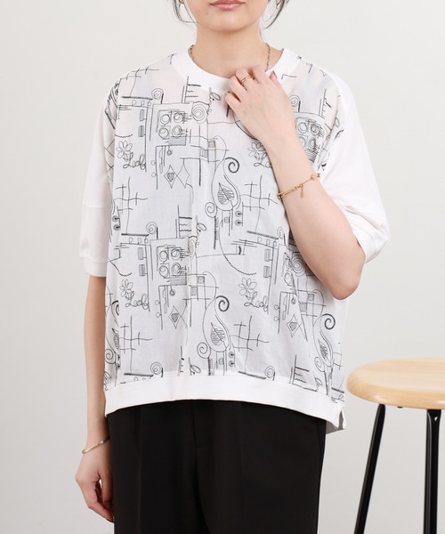 BRODIAEA(ブローディア)の「BRODIAEA 刺繍半袖カットソー(Tシャツ/カットソー・レディース・オフホワイト/シルバーグレー・40)」の18枚目の写真