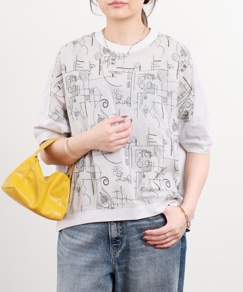 BRODIAEA(ブローディア)の「BRODIAEA 刺繍半袖カットソー(Tシャツ/カットソー・レディース・オフホワイト/シルバーグレー・40)」の6枚目の写真