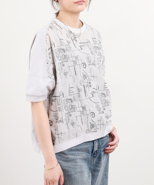 BRODIAEA(ブローディア)の「BRODIAEA 刺繍半袖カットソー(Tシャツ/カットソー・レディース・オフホワイト/シルバーグレー・40)」の7枚目の写真