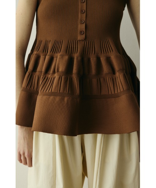 HeRIN.CYE(ヘリンドットサイ)の「Peplum knit tops / ペプラムニットトップス(ニット/セーター・レディース・ブラウン/グリーン/ブラック・FREE)」の21枚目の写真
