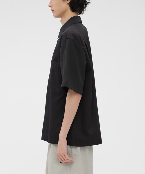 MARGARET HOWELL(マーガレットハウエル)の「FINE COTTON PIQUE SHIRTING Ⅱ(シャツ/ブラウス・メンズ・オフホワイト/ブラック・SMALL/MEDIUM/LARGE)」の8枚目の写真