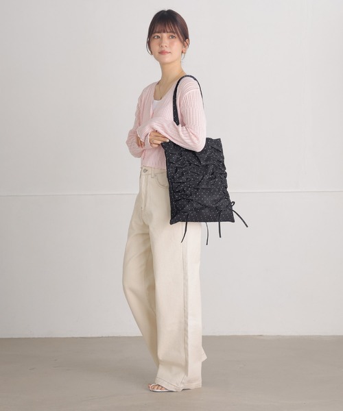 ALTROSE（アルトローズ）の「【A4・500mlペットボトル対応】 トート ドット リボン ピクシー（トートバッグ・レディース・アイボリー/ブラック・FREE）」の13枚目の写真