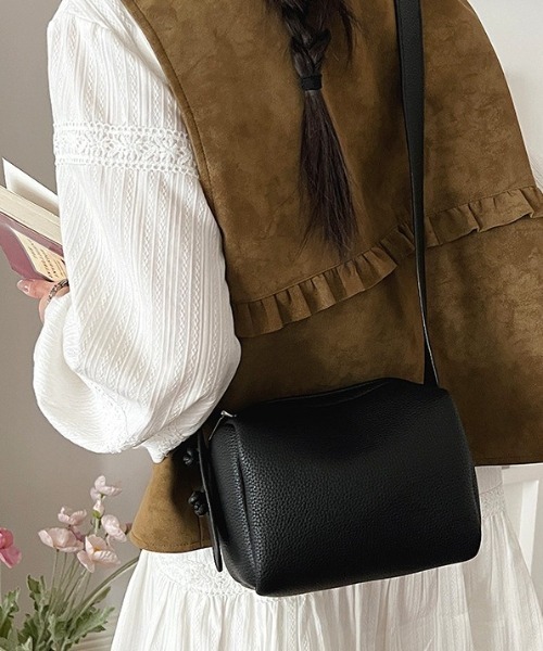 Vipoa(ヴィポア)の「Square Mini Shoulder Bag(ショルダーバッグ・レディース・ブルー/ホワイト/ブラック・FREE)」の5枚目の写真