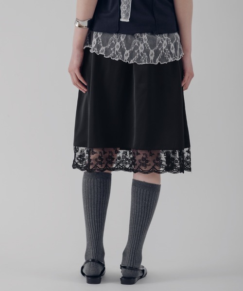 MUHET(ミュエータ)の「satin lace skirt / サテンレーススカート(スカート・レディース・ブラック/オフホワイト・MEDIUM/LARGE)」の21枚目の写真