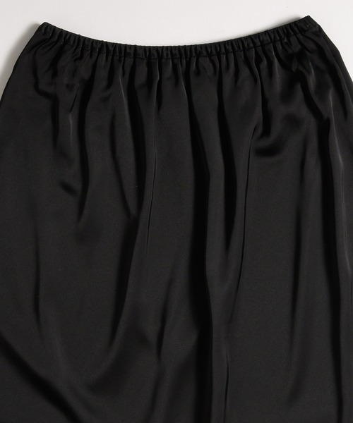 MUHET(ミュエータ)の「satin lace skirt / サテンレーススカート(スカート・レディース・ブラック/オフホワイト・MEDIUM/LARGE)」の8枚目の写真