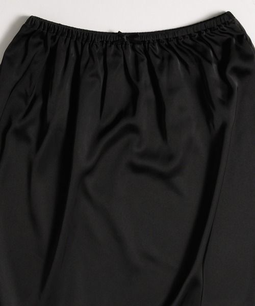MUHET(ミュエータ)の「satin lace skirt / サテンレーススカート(スカート・レディース・ブラック/オフホワイト・MEDIUM/LARGE)」の17枚目の写真