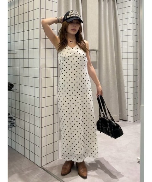 LAGUA GEM(ラグアジェム)の「HALTER NECK DOT ワンピース(ワンピース・レディース・ホワイト/ブラック・SMALL/MEDIUM)」の17枚目の写真