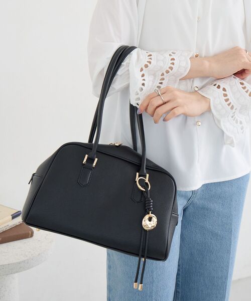 le.coeur blanc(ルクールブラン)の「ロングハンドルボストンバッグ(ボストンバッグ・レディース・グレイッシュベージュ/ブラック/ブラウン・FREE)」の2枚目の写真
