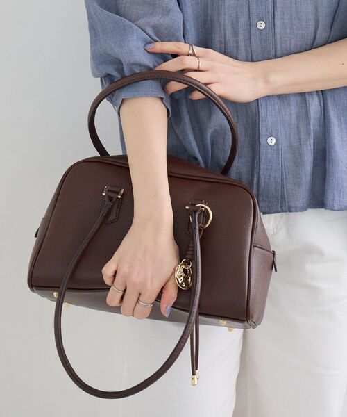 le.coeur blanc(ルクールブラン)の「ロングハンドルボストンバッグ(ボストンバッグ・レディース・グレイッシュベージュ/ブラック/ブラウン・FREE)」の19枚目の写真