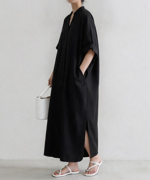 MAISON DE THERESE(メゾン ド テレーズ)の「ボリューム感 ビッグサイズ Vネック スリットシャツワンピース(ワンピース・レディース・ブラック/パープル/ベージュ・FREE)」の4枚目の写真