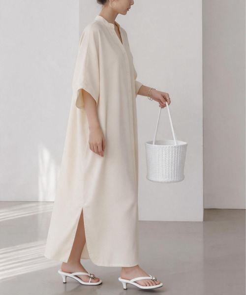 MAISON DE THERESE(メゾン ド テレーズ)の「ボリューム感 ビッグサイズ Vネック スリットシャツワンピース(ワンピース・レディース・ブラック/パープル/ベージュ・FREE)」の6枚目の写真