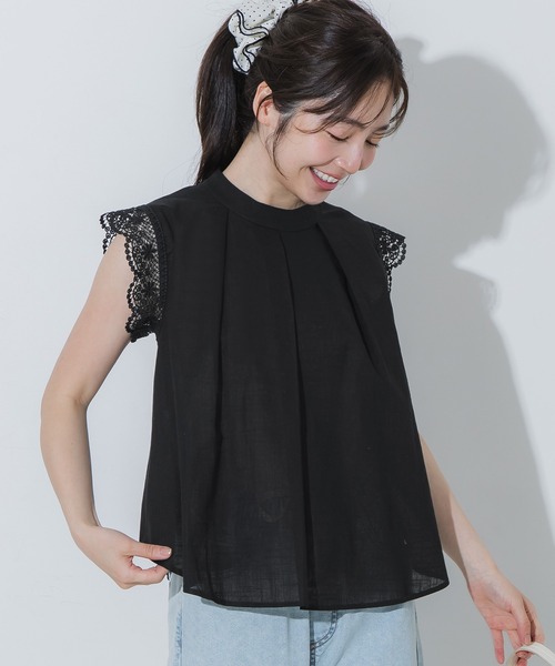 coca(coca)(コカ)の「袖レースフレアノースリーブブラウス(シャツ/ブラウス・レディース・グレイッシュベージュ/ブラック・L/M/S)」の1枚目の写真