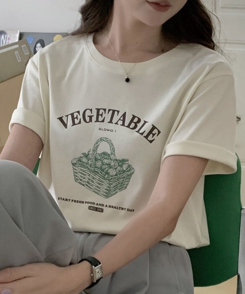 ADDITION STORE(アディションストア)の「VEGETABLE PRINT ハーフスリーブTシャツ(Tシャツ/カットソー・レディース・チャコールグレー/ピンク/ホワイト・FREE)」の1枚目の写真