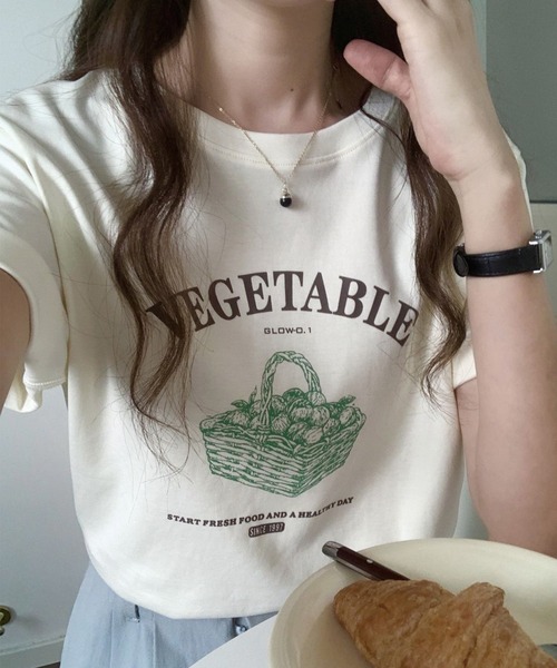 ADDITION STORE(アディションストア)の「VEGETABLE PRINT ハーフスリーブTシャツ(Tシャツ/カットソー・レディース・チャコールグレー/ピンク/ホワイト・FREE)」の4枚目の写真