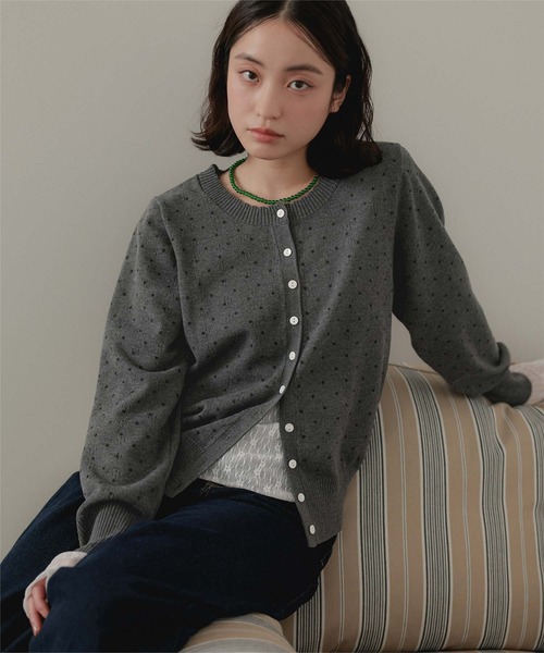 miette(ミエット)の「アイレットレース柄ニットカーディガン(カーディガン/ボレロ・レディース・チャコール/アイボリー/ブラウン/ブラック・FREE)」の3枚目の写真