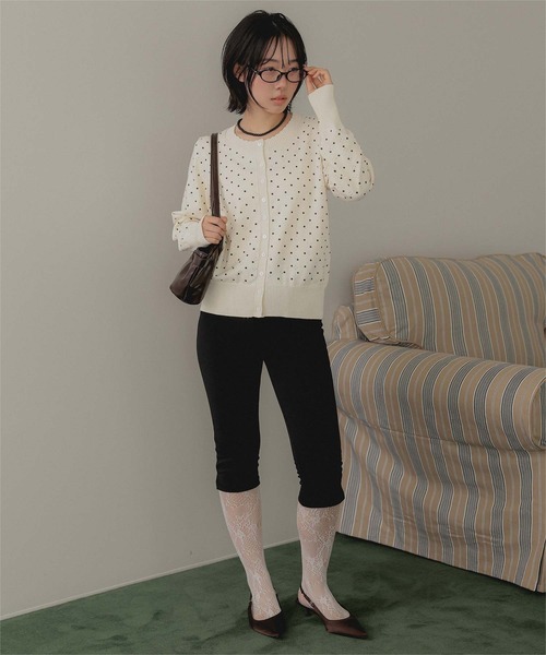 miette(ミエット)の「アイレットレース柄ニットカーディガン(カーディガン/ボレロ・レディース・チャコール/アイボリー/ブラウン/ブラック・FREE)」の10枚目の写真