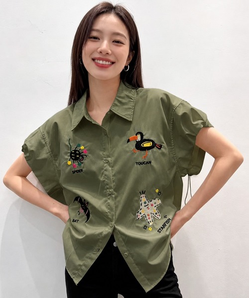 WESTSEA(ウエストシー)の「アニマル刺繍 ドロストスリーブ 半袖シャツブラウス(シャツ/ブラウス・レディース・ネイビー/カーキ/ブラック・FREE)」の8枚目の写真