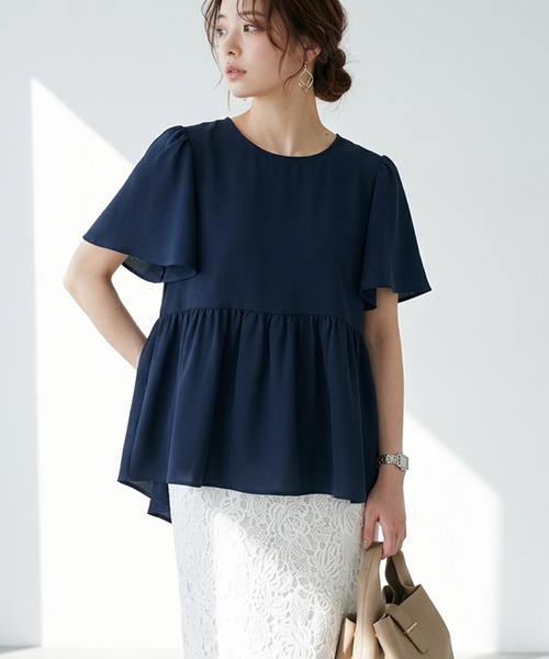 itto...（イット）の「【接触冷感＆UVカット】ひんやりさらさらジョーゼットフレア袖ペプラムトップス（Tシャツ/カットソー・レディース・ネイビー/オフホワイト/ライトブルー・FREE）」の3枚目の写真