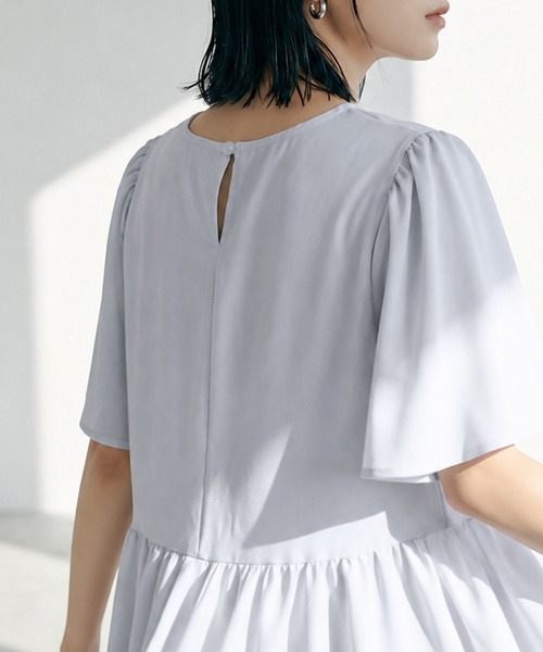 itto...（イット）の「【接触冷感＆UVカット】ひんやりさらさらジョーゼットフレア袖ペプラムトップス（Tシャツ/カットソー・レディース・ネイビー/オフホワイト/ライトブルー・FREE）」の19枚目の写真