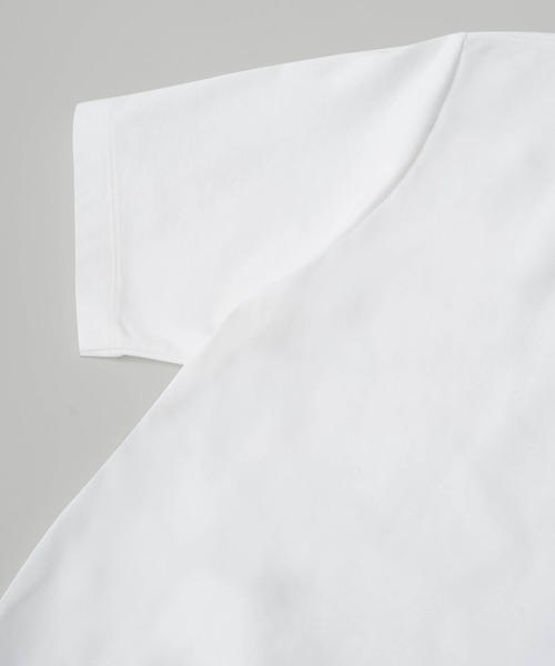 SP(エスピー)の「タイムレス Tee(WHT) WOMEN(Tシャツ/カットソー・レディース・ホワイト・SMALL/MEDIUM/LARGE)」の4枚目の写真
