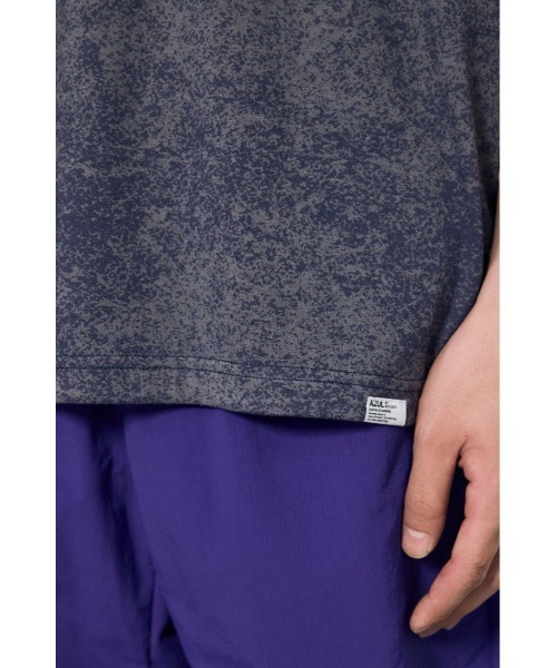 AZUL by moussy（アズールバイマウジー）の「総柄半袖TEE（Tシャツ/カットソー・メンズ・グレー系その他/ブルー系その他3・MEDIUM/LARGE）」の12枚目の写真